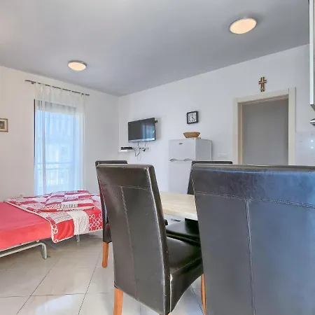 Alpa-5 By Interhome * Umag