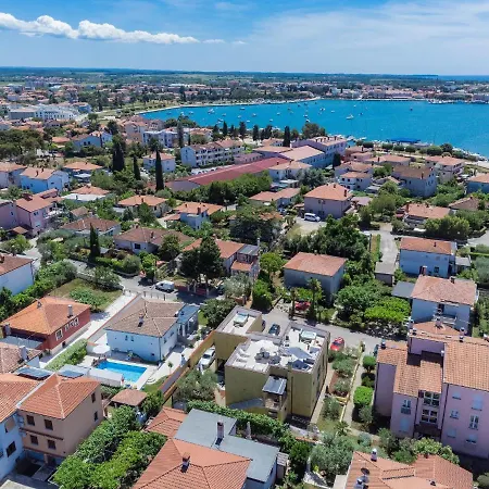 Alpa-5 By Interhome *